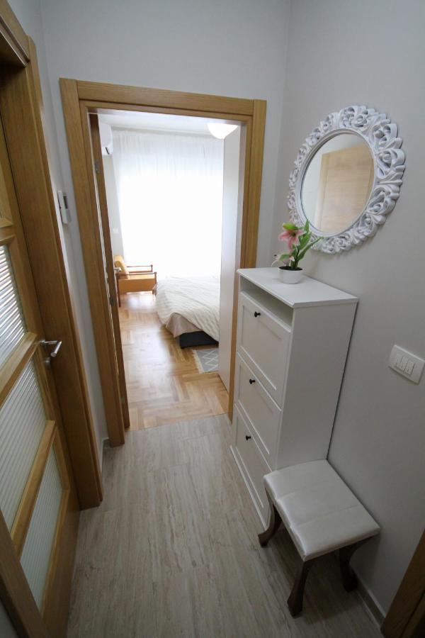 Laki Appartement Tivat Buitenkant foto