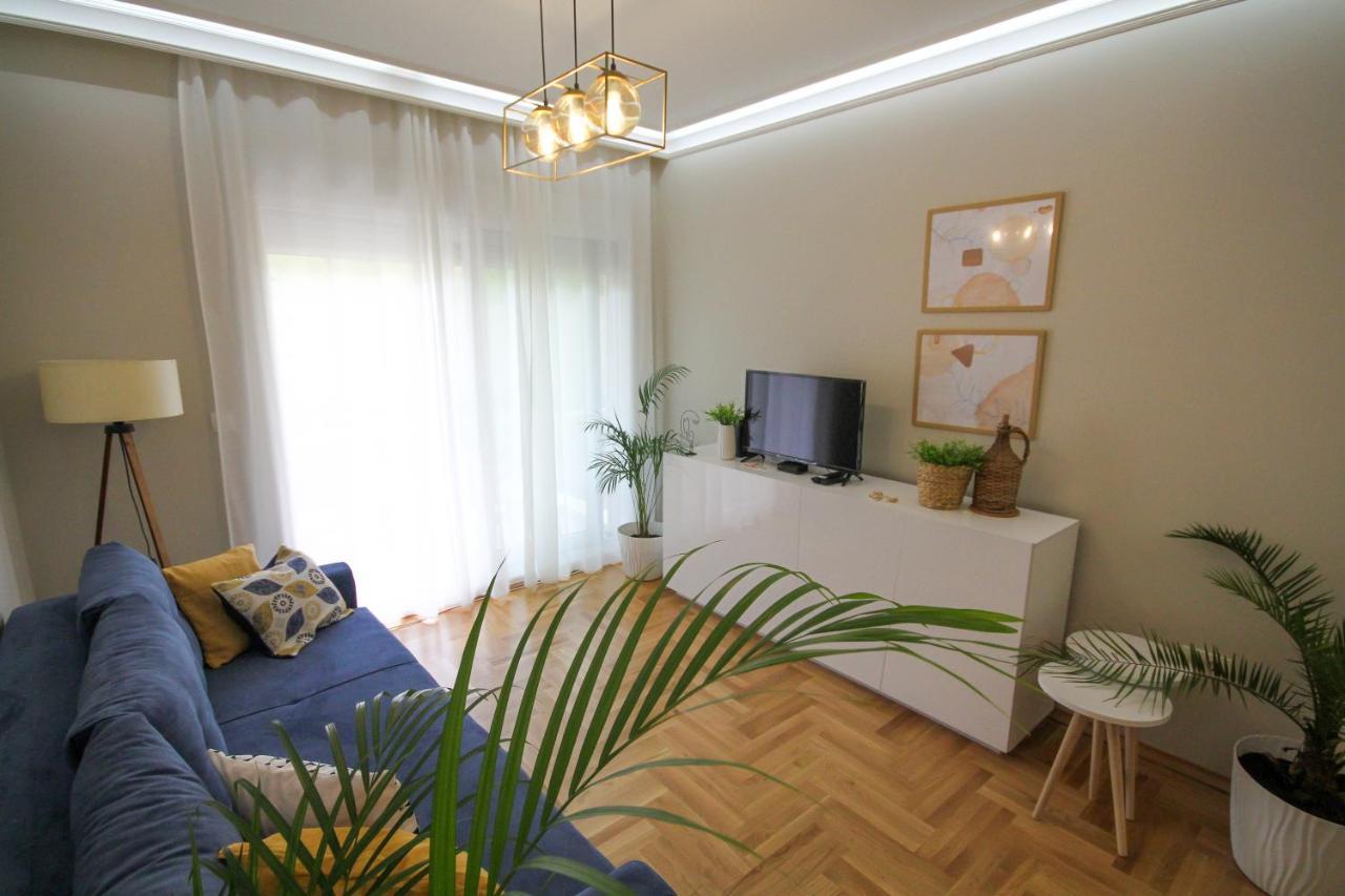 Laki Appartement Tivat Buitenkant foto