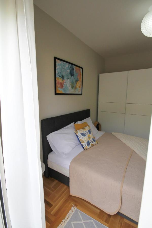 Laki Appartement Tivat Buitenkant foto
