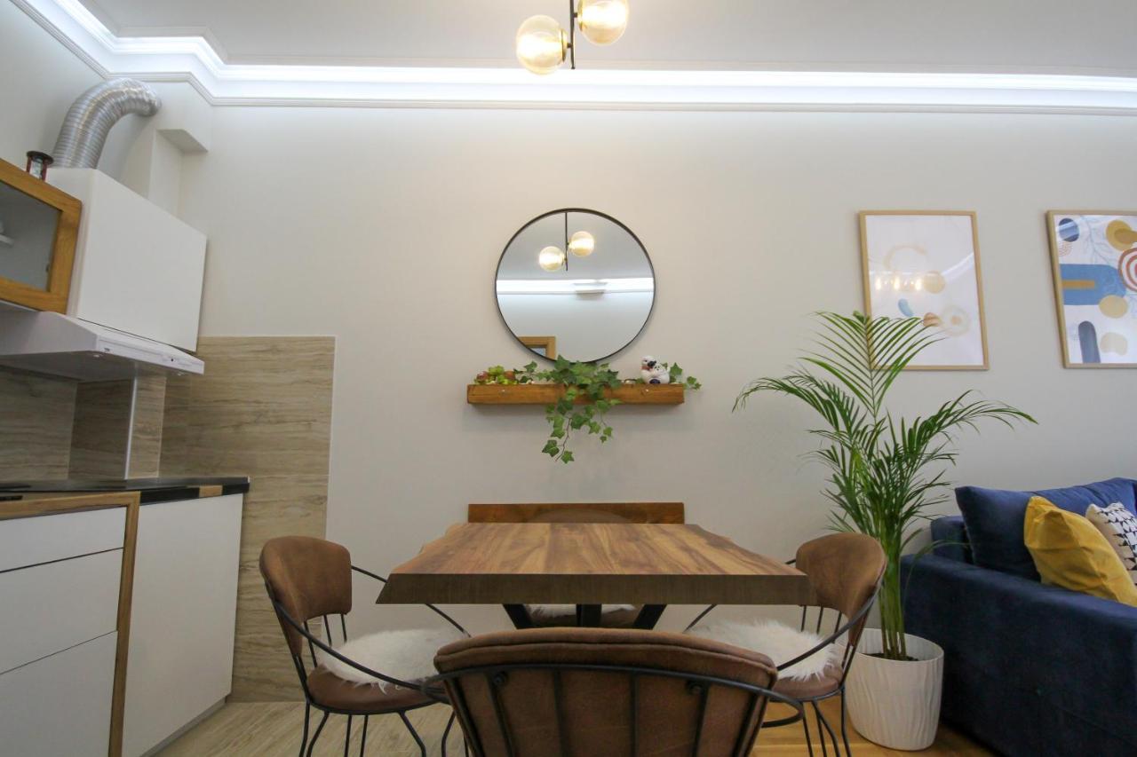 Laki Appartement Tivat Buitenkant foto