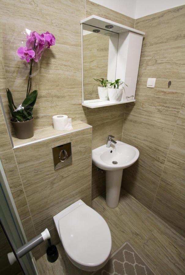 Laki Appartement Tivat Buitenkant foto